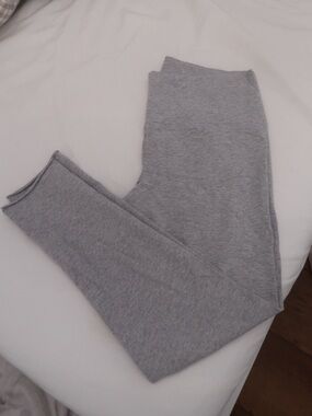ARITZIA TNA Gray Logo cotton Leggings